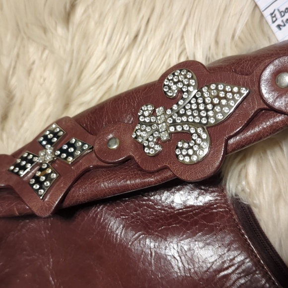 Charm and Luck brown leather shoulder bag - Picture 14 of 15